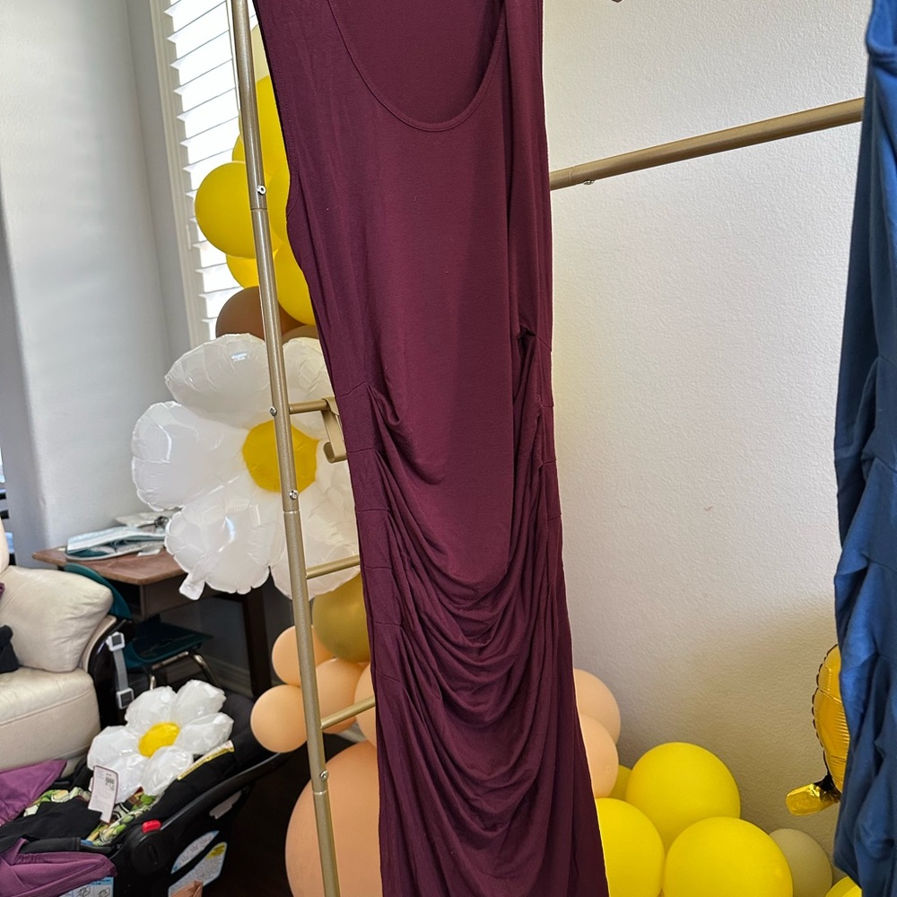 Bundle of Maternity Sleeveless Dresses - Picture 5 of 9